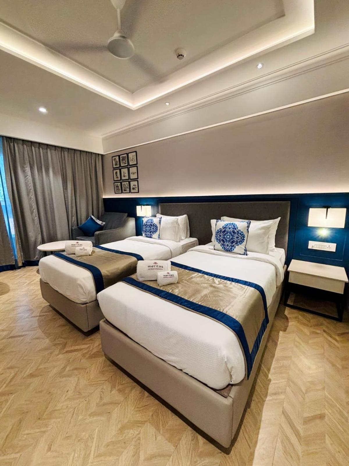 Meritas Auberge Calangute Goa Esterno foto